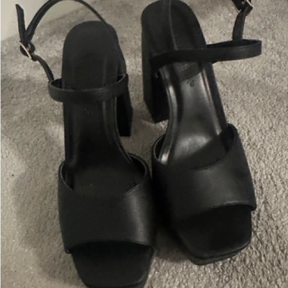 None Shoes - Chic Black Women's Strappy Block Heels